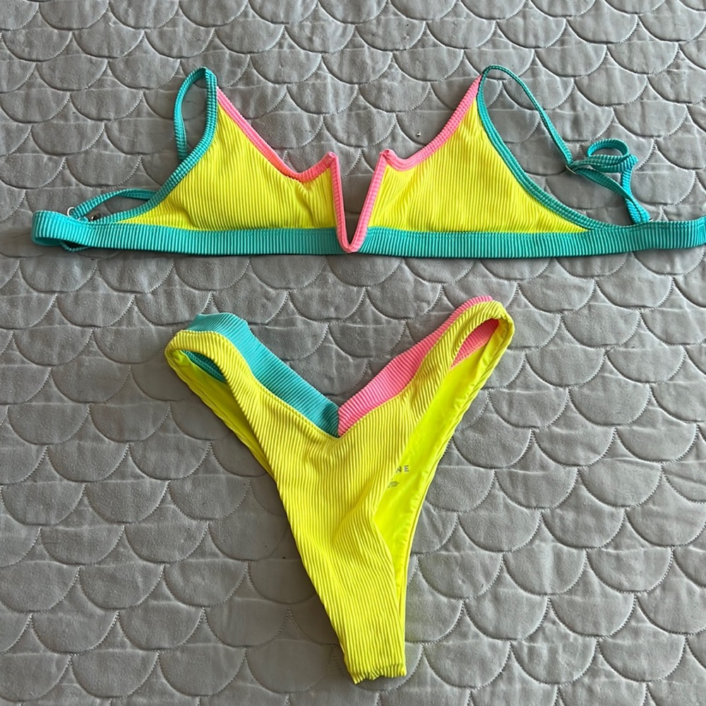 ONE ONE SWIM bikini
